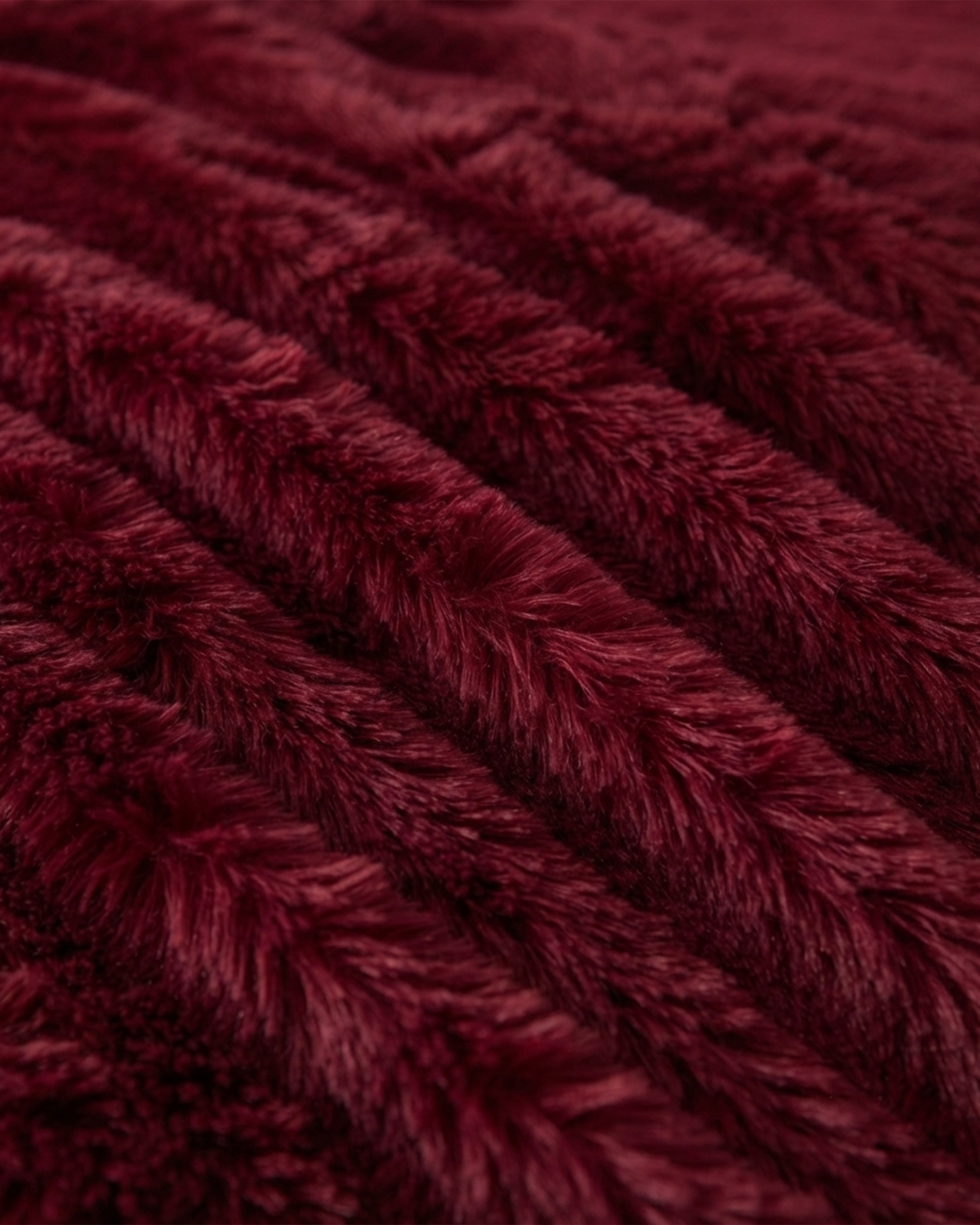 Shaggy Throw Blanket - Maroon