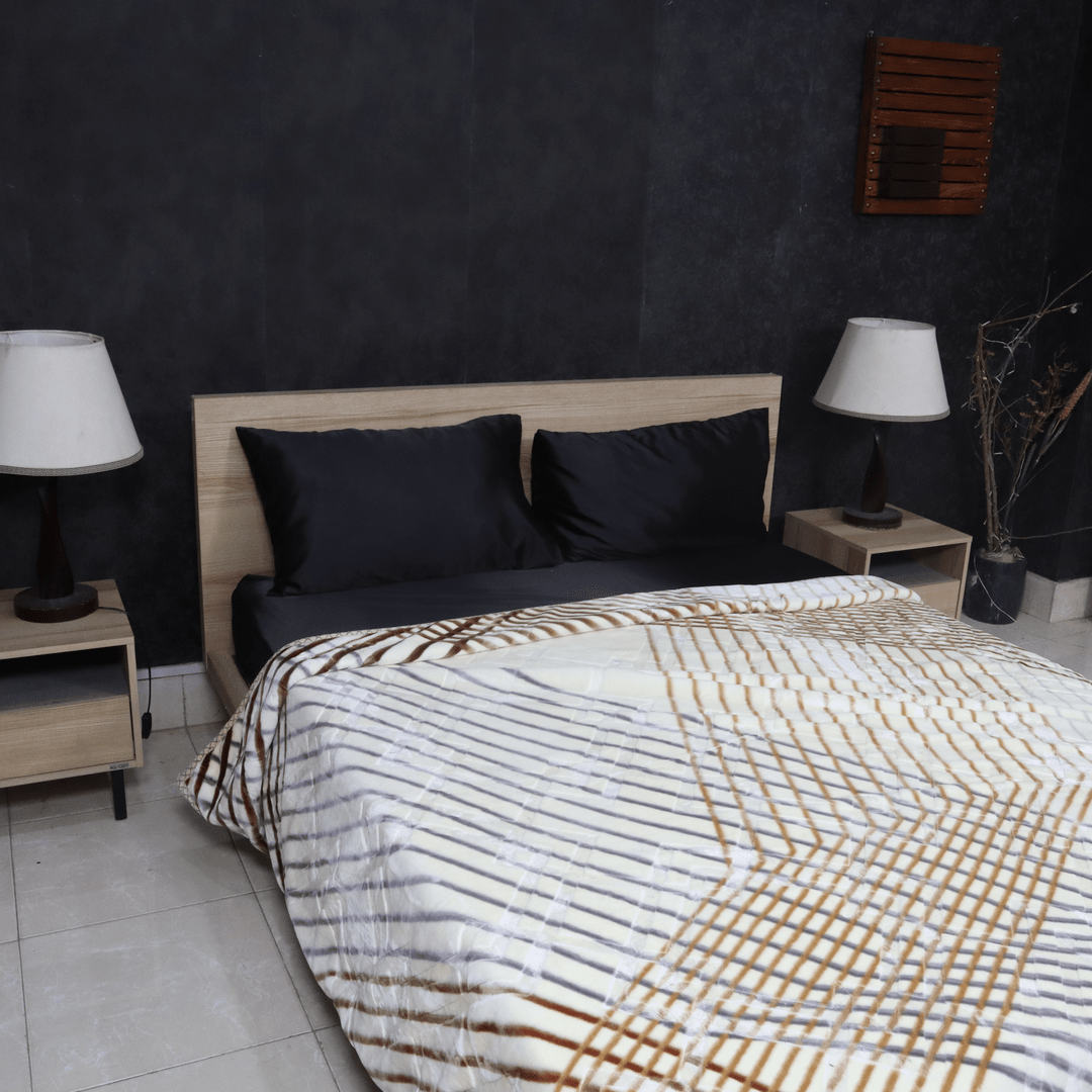 Moonlight Cloudy 4KG 2-Ply Double Bed Blanket-Ecru