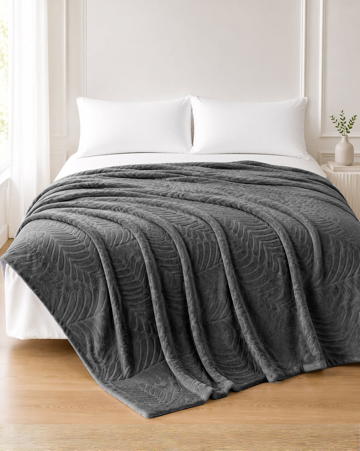 Shaggy Throw Blanket in Pakistan | Soft & Cozy Throws