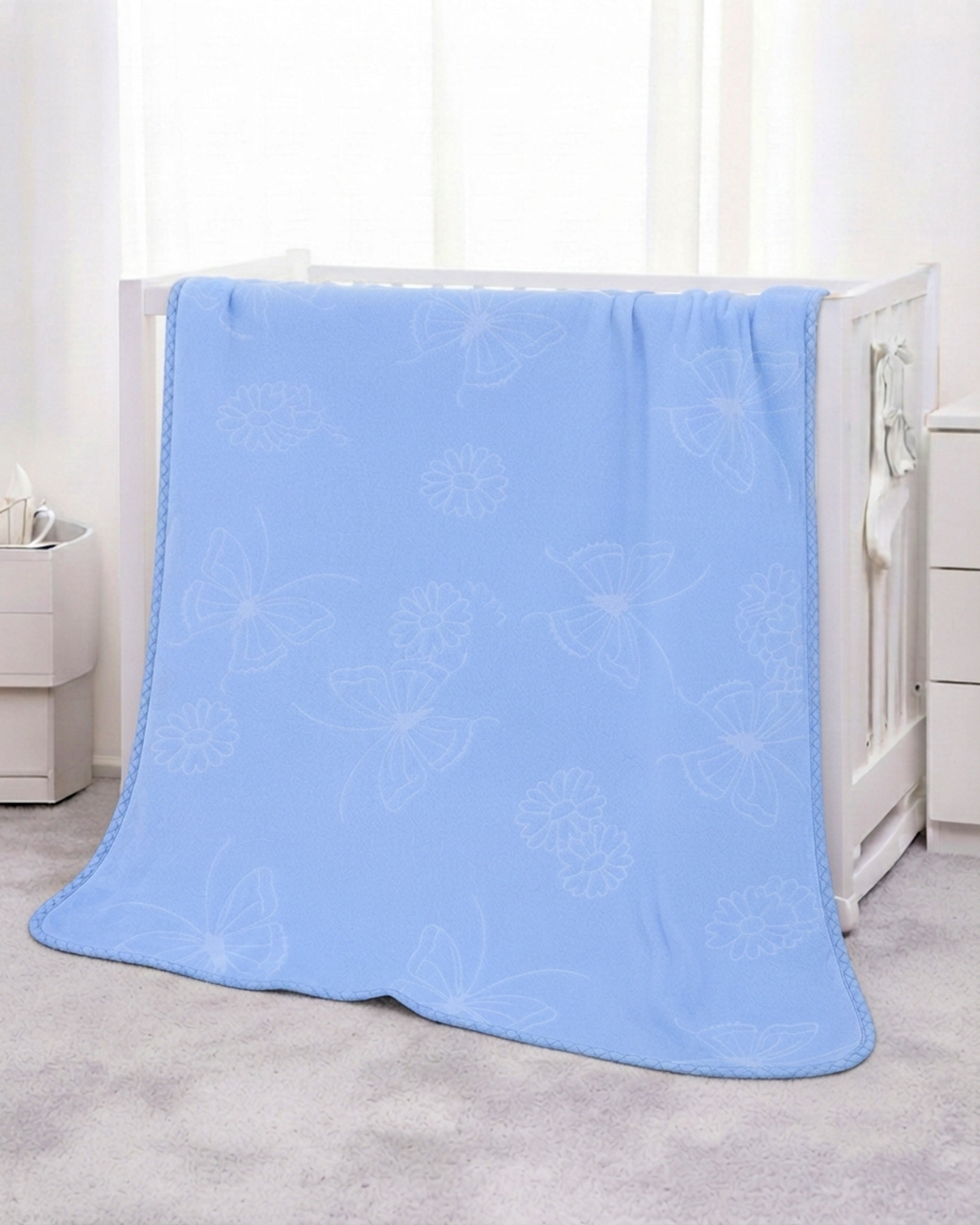 Tiny Tots Cot Baby Blanket - Bluey