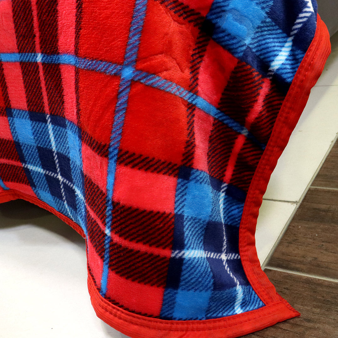 Supremo King Flannel Blanket-Red