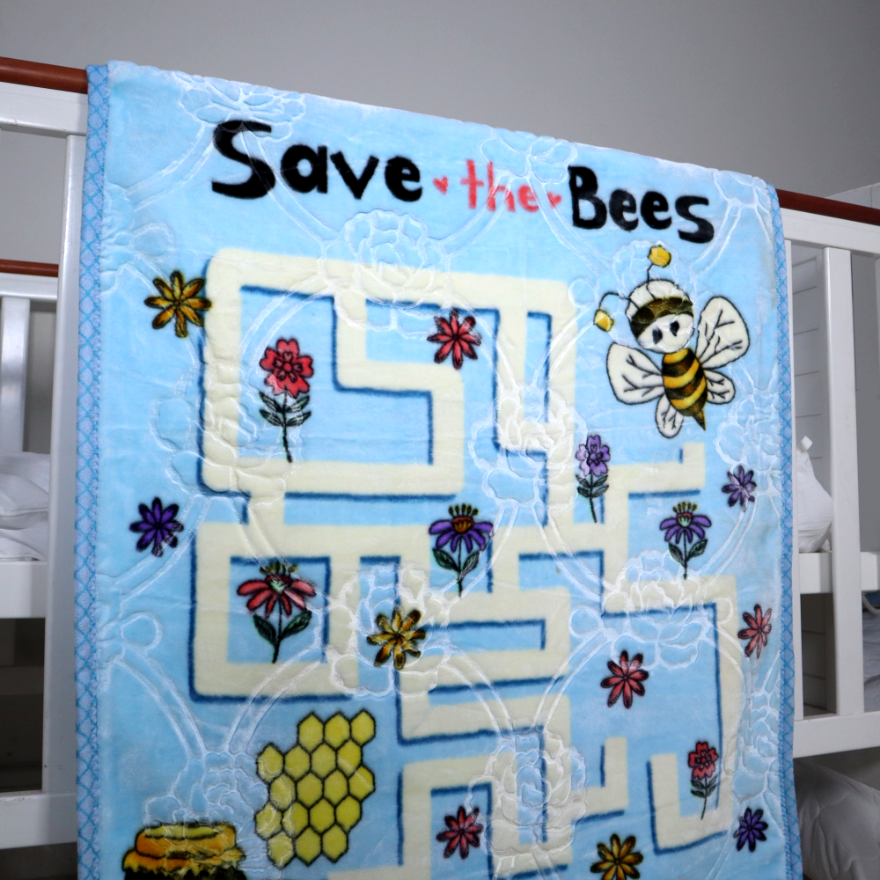 Tiny Tots Cot Baby Blanket- Beezzle