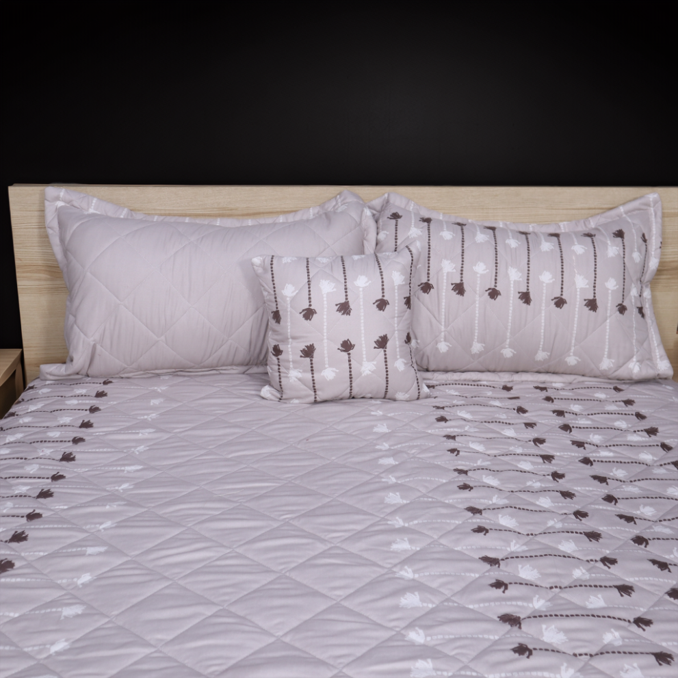 Fantasy 4 Pieces Bed Spread-Lumira