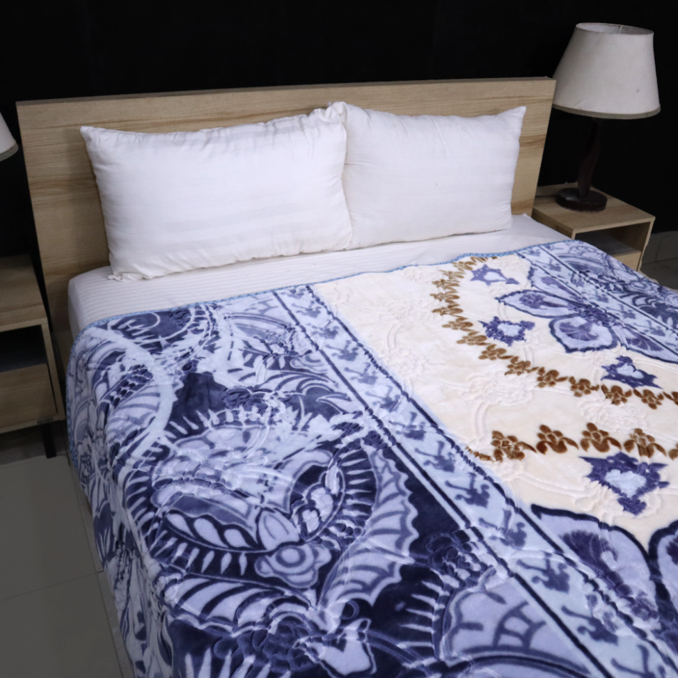 Trendy Double Bed Single Ply Blanket - Azure Gold