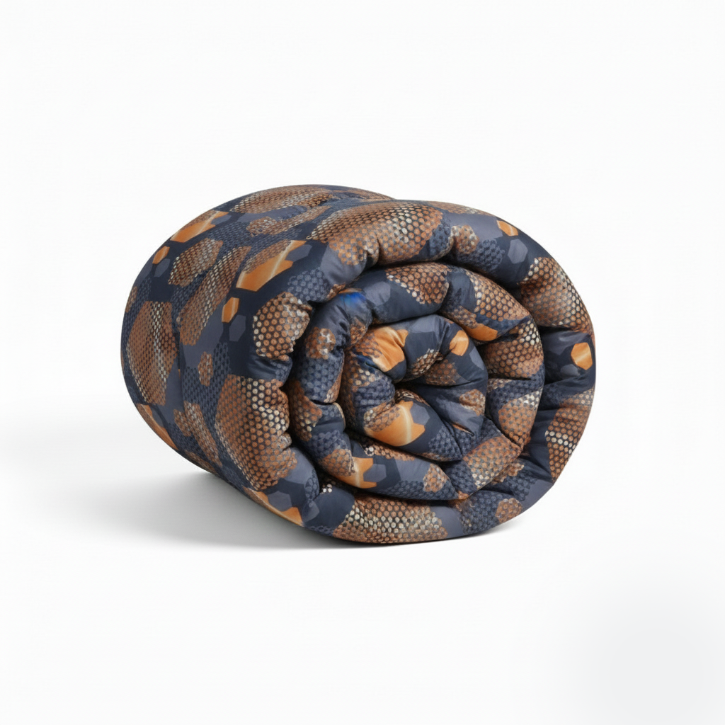 Printed King Bed Comforter - Carbon Comb