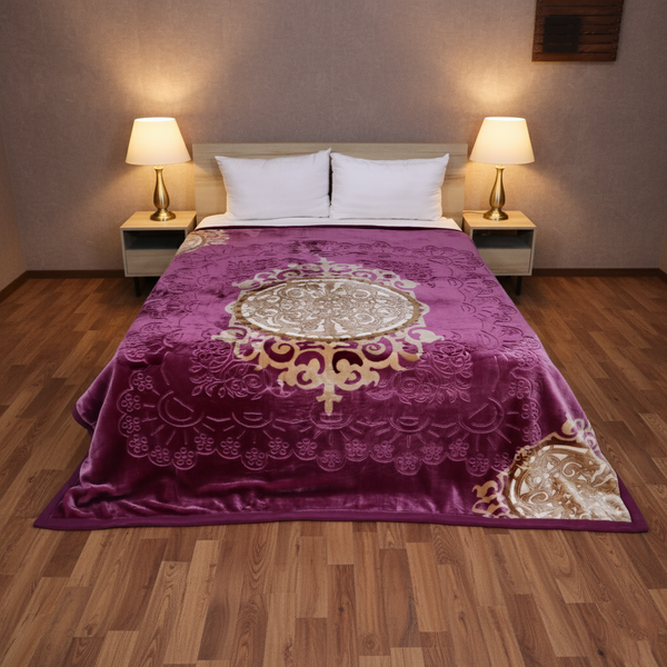 Heavy weight blanket in Pakistan 