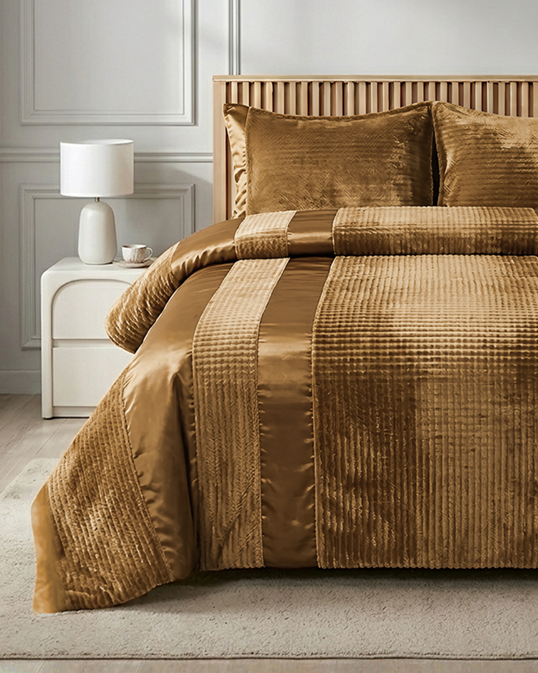 Vana 3-Pieces Bed Set-Gold