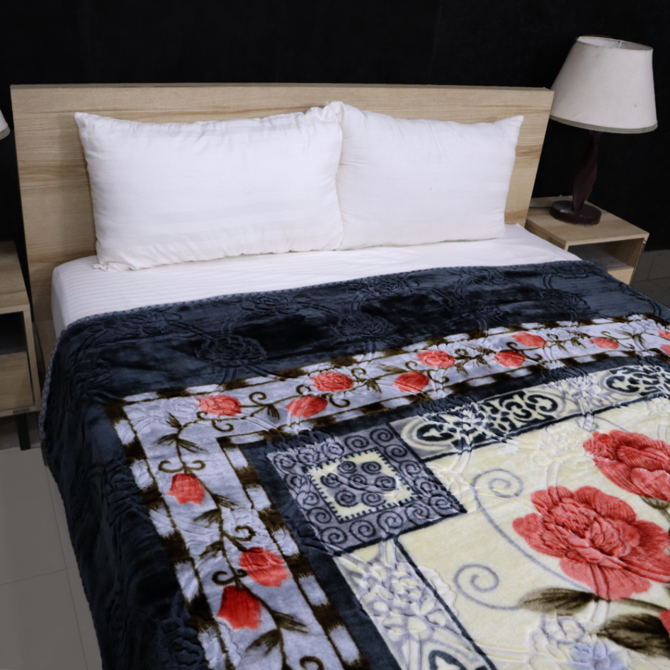 Trendy Double Bed Single Ply Blanket - Dark Bloom