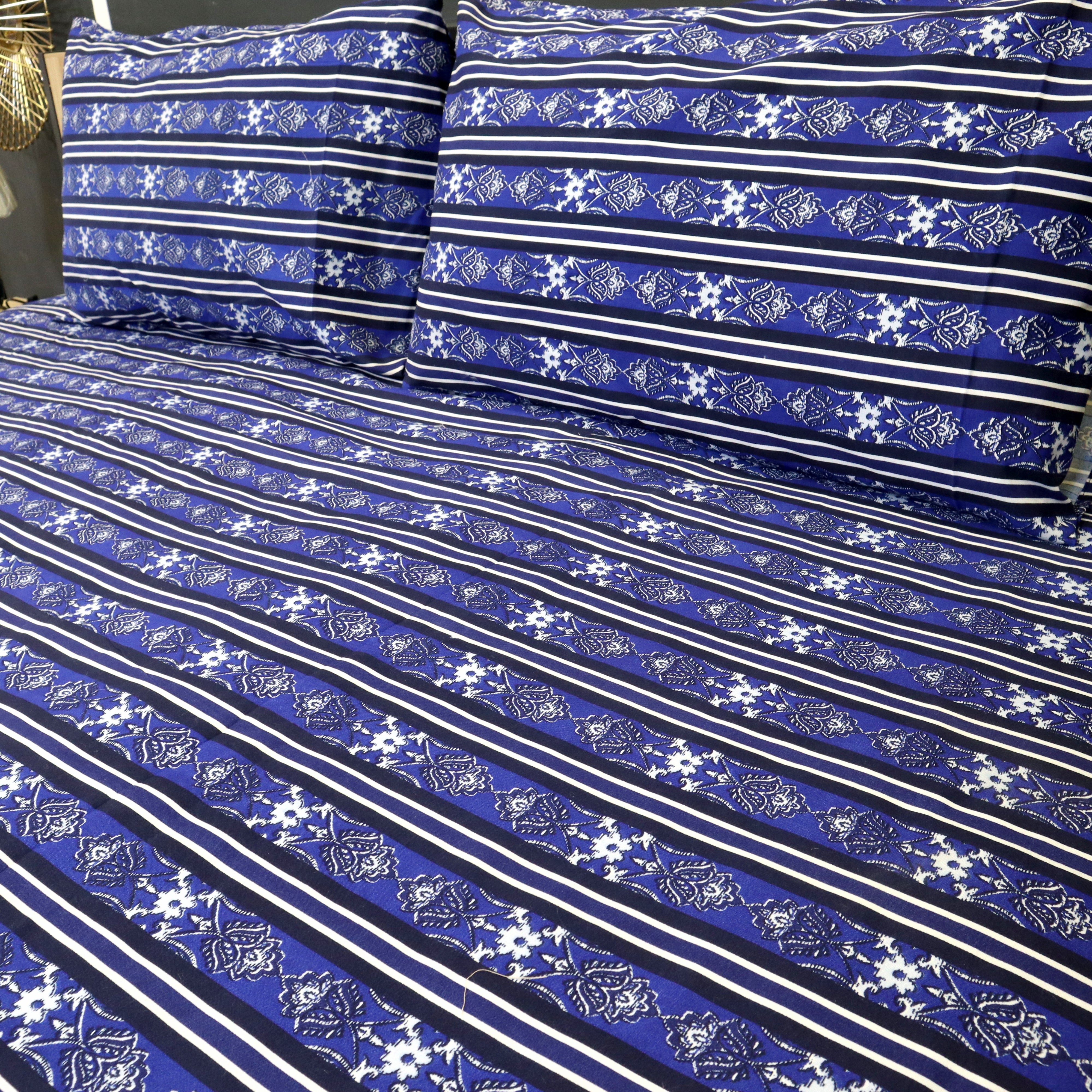 Bed Sheet Fantasy King Bed-Navy Nights