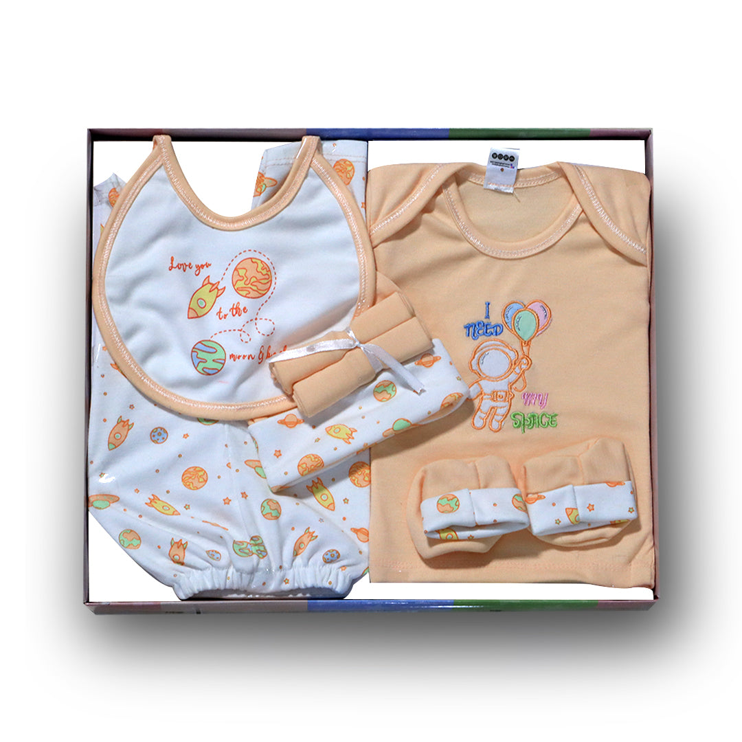 Gift Set for Newborn Baby- 7 pieces Gift Set- Baby Boo Peach