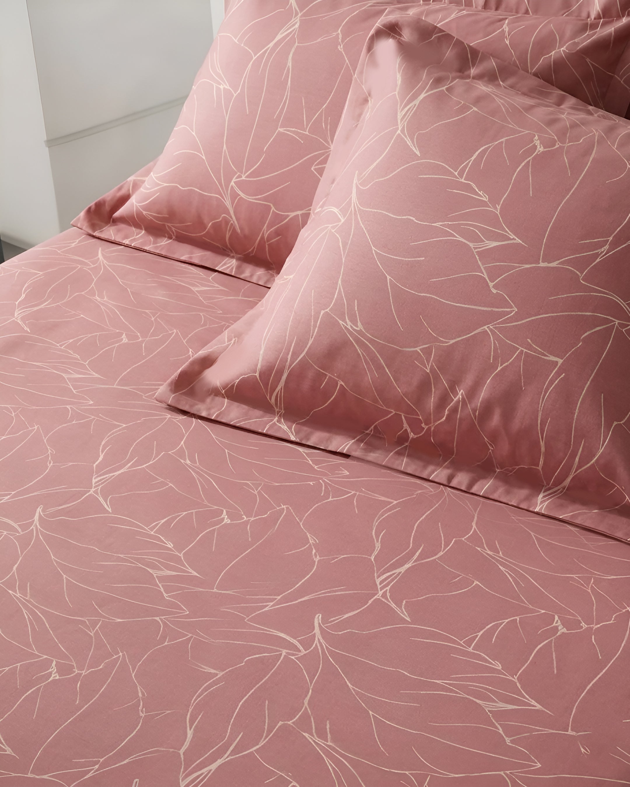 Rowan 100% Cotton Printed Bedsheet (Double Bed) | Alba Collection
