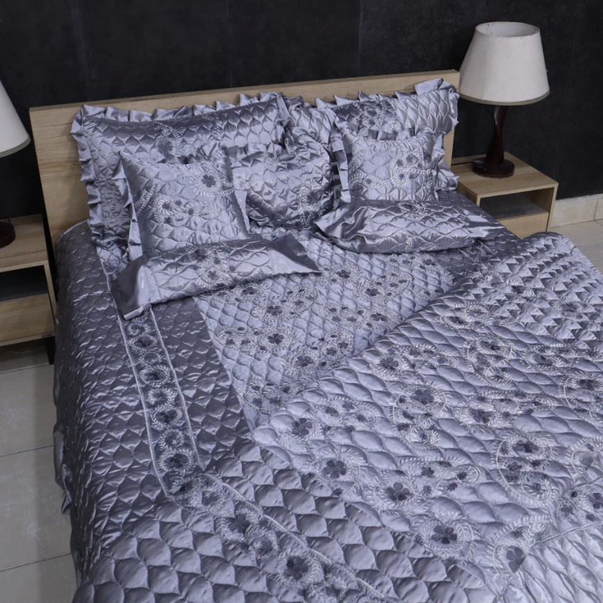 Ruby Silk 9 Pieces Embroidered Bed Set - Metallic Bliss