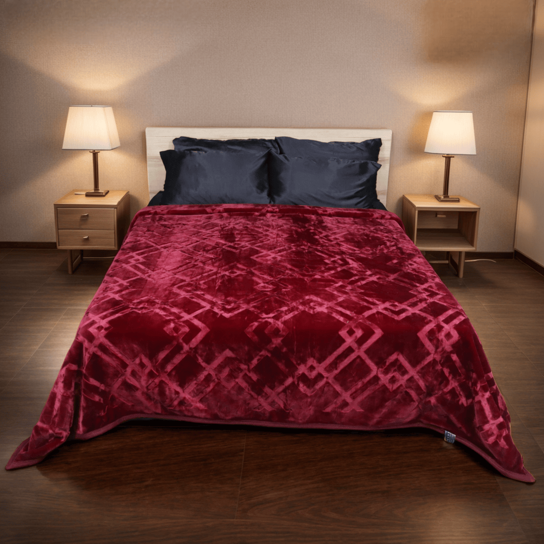 Moonlight Cloudy 4KG 2-Ply Double Bed Blanket- Merlot