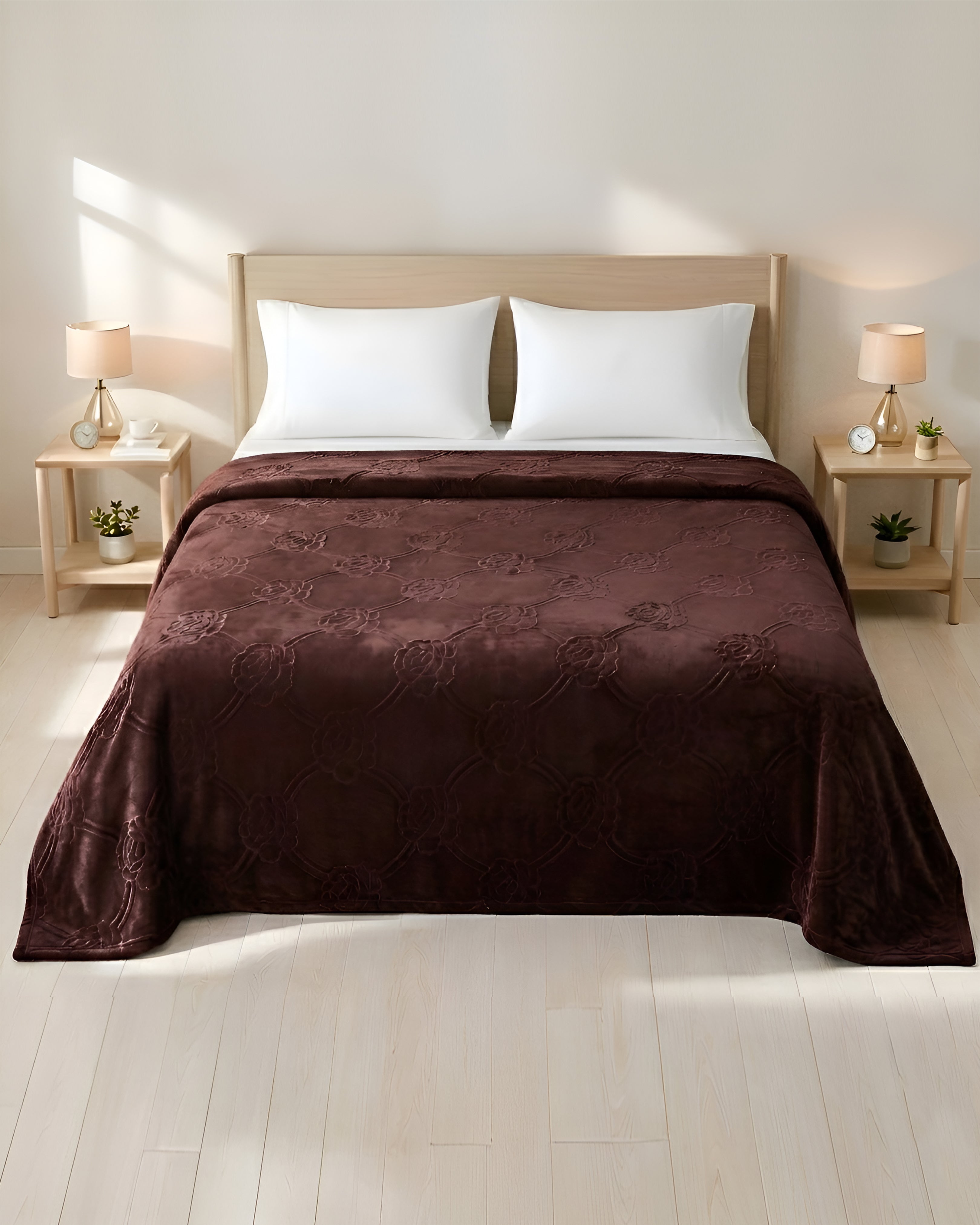 Mansion AC Flannel Blanket - Brown