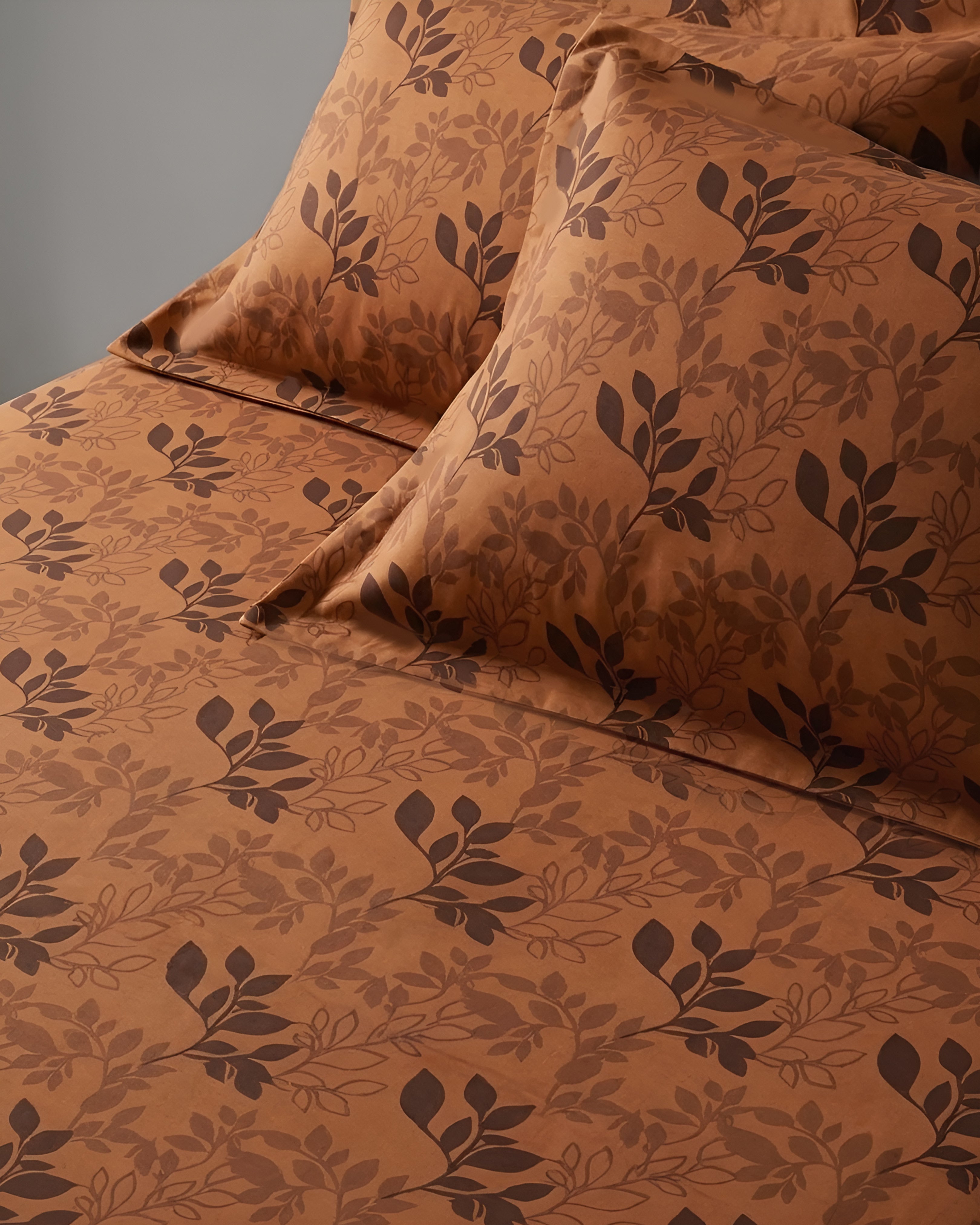 Fantasy Fitted Bed Sheet - Ochre