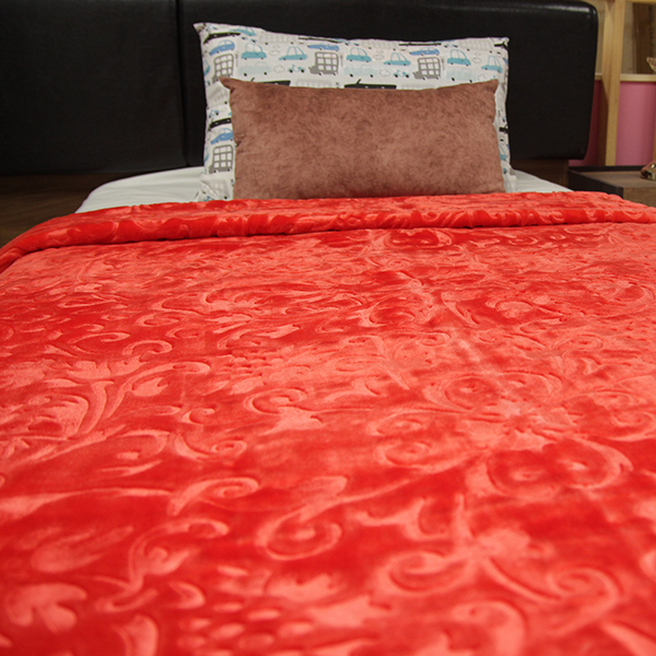 Deluxe Single Bed Blanket Red
