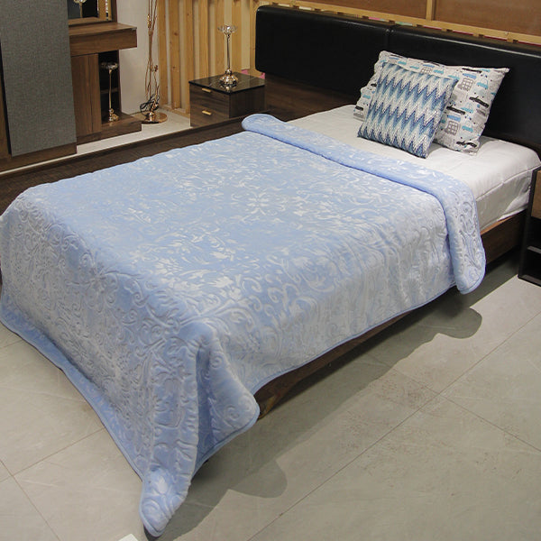 Deluxe Single Bed Blanket Light Blue